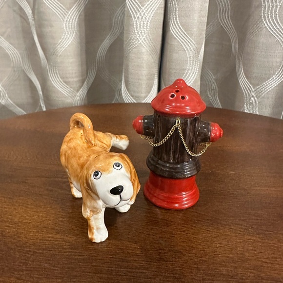 Roma Other - Roma Red American Collectibles Salt & Pepper Shakers